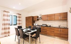 Valletta Triton Apartment
